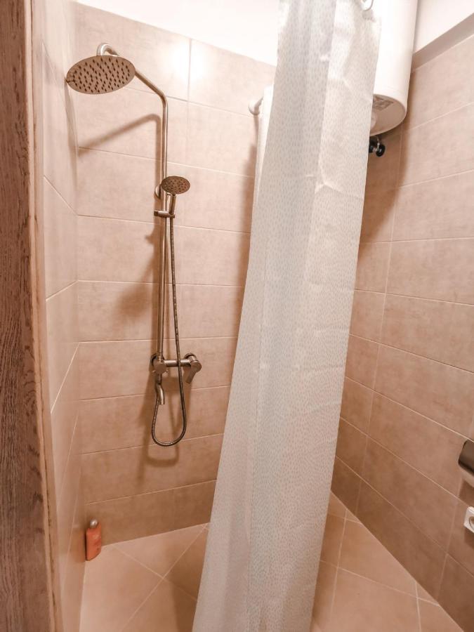 Tip Top Apartment Халкис Екстериор снимка