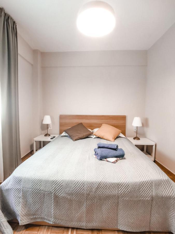 Tip Top Apartment Халкис Екстериор снимка