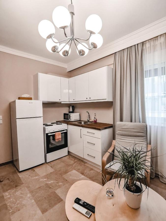 Tip Top Apartment Халкис Екстериор снимка